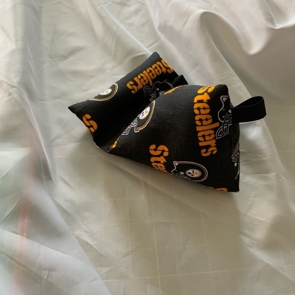 pittsburgh steelers ipad/book/phone bean bag holder stand - Picture 2 of 4